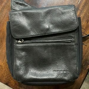 Crossbody Fossik black purse